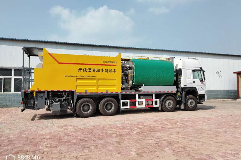 同步碎石車(chē)